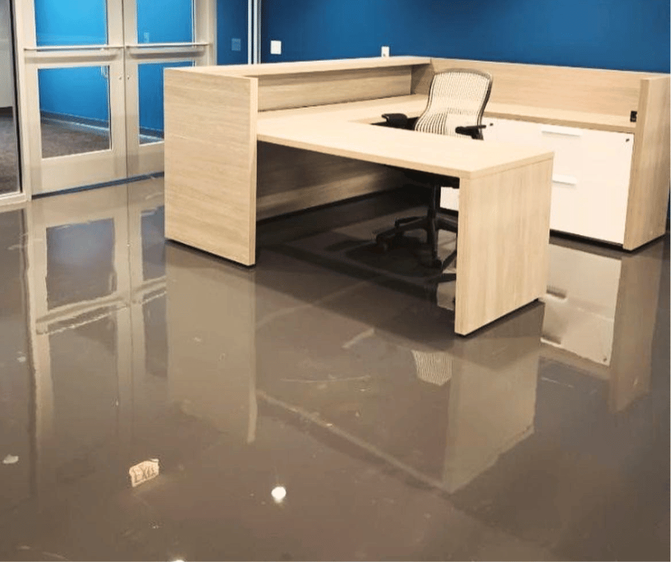 MenziesAviationOHare3xweekofficeconferenceroombreakroomsandbathroomcleaning2.png