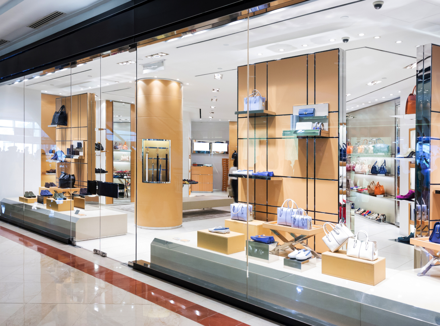 Tidy Storefront Retail & Storefront Cleaning Services – Majesty Chicago